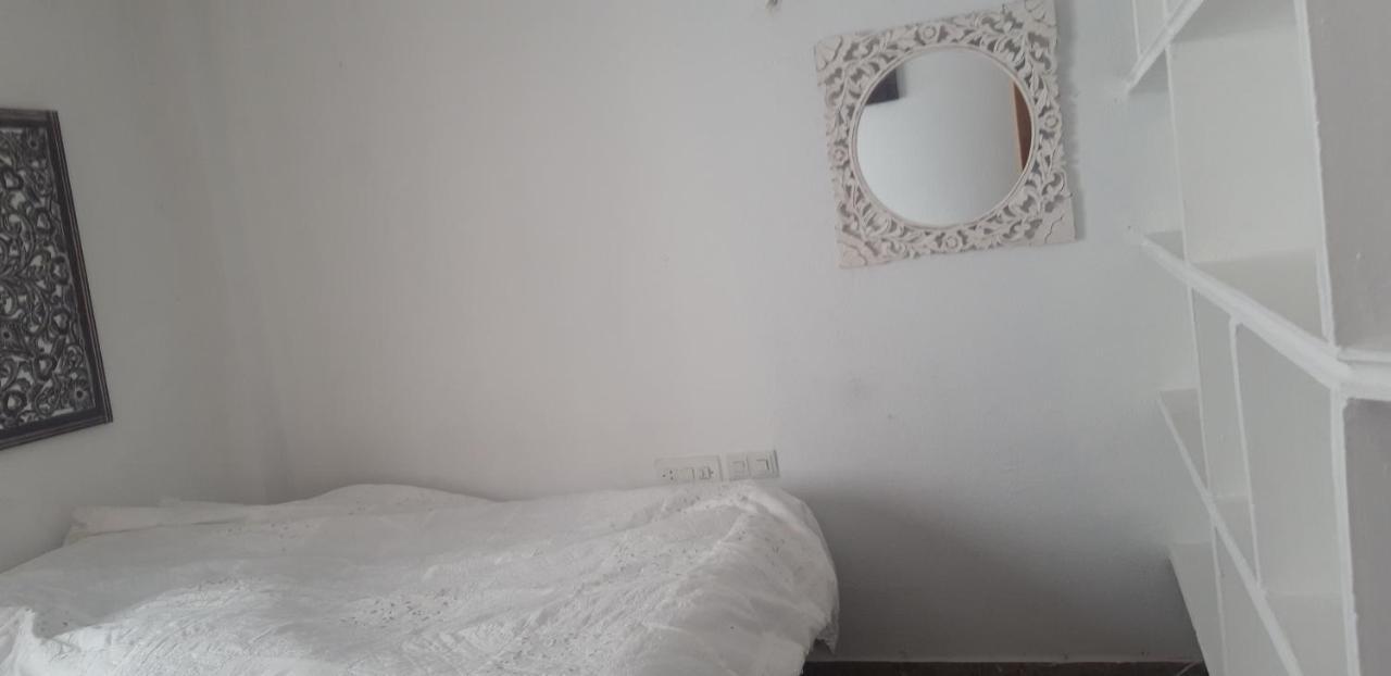 Habitaciones Amplias En El Centro De Γρανάδα Εξωτερικό φωτογραφία